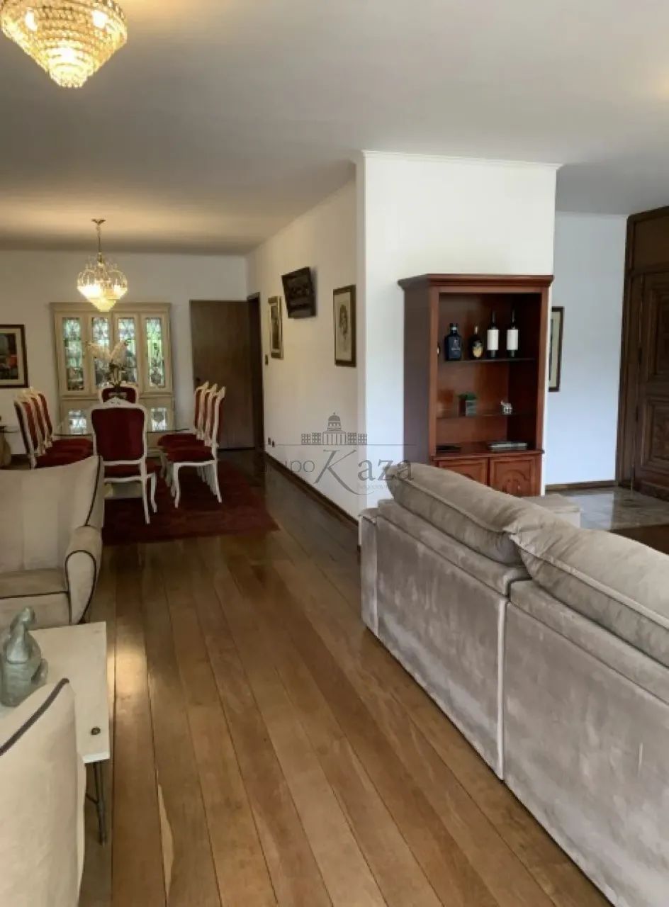 Casa Sobrado - Pacaembu - 4 Dormitórios - 441m². - Foto 2