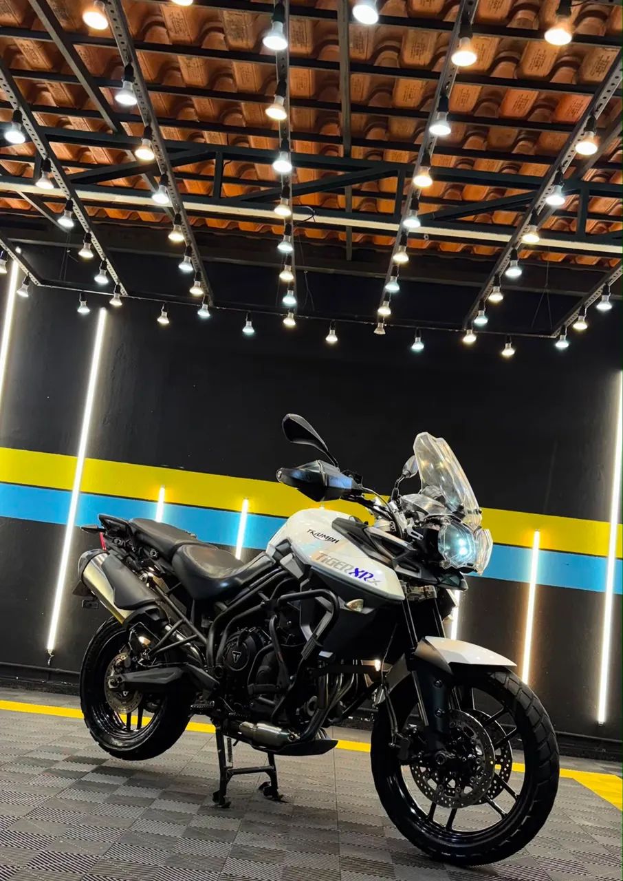 Triumph Tiger 800 XRX 2015 - Foto 2