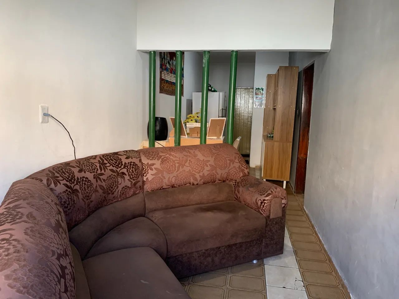 Vendo Prédio com 3 kitnets no Prado