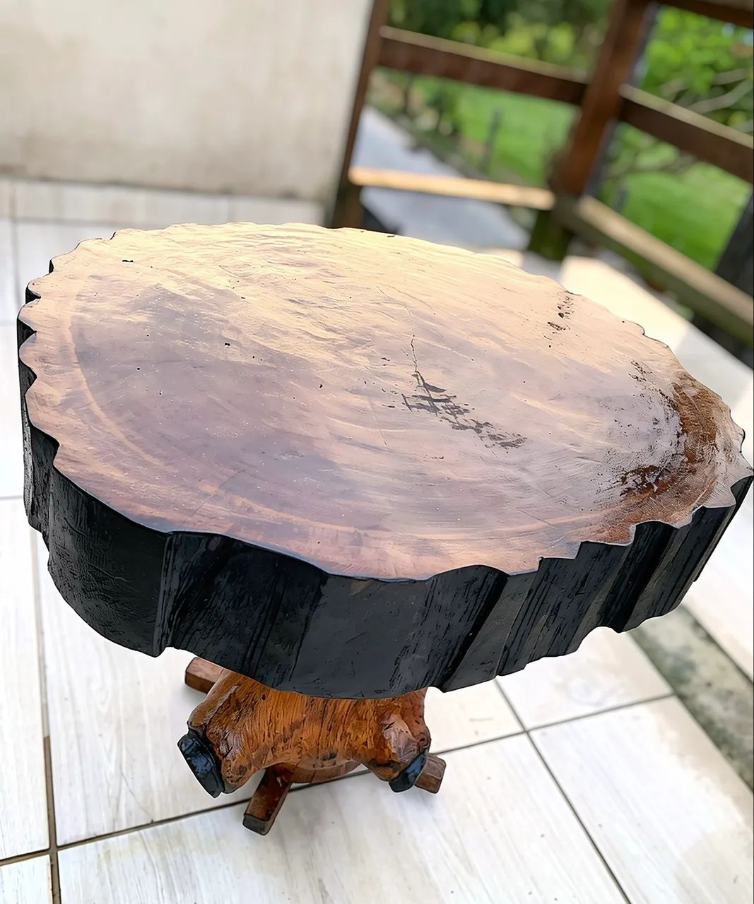 MESA ARTESANAL EM EUCALIPTO | PEÇA ÚNICA - Foto 3