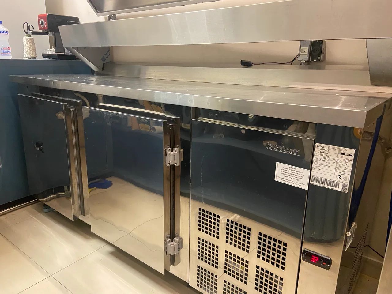 Balcão refrigerado com condimentadora - Gelopar - Foto 4