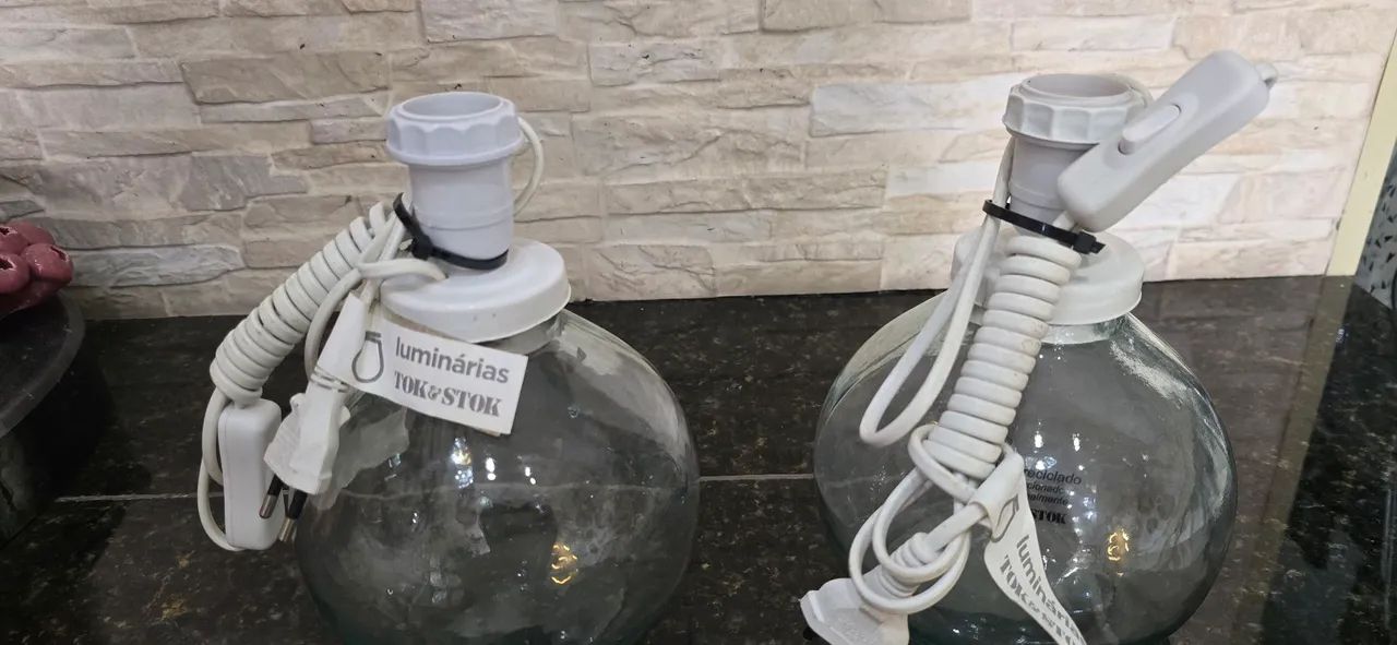 PAR BASE DE LUMINÁRIA DE MESA JUG MINI