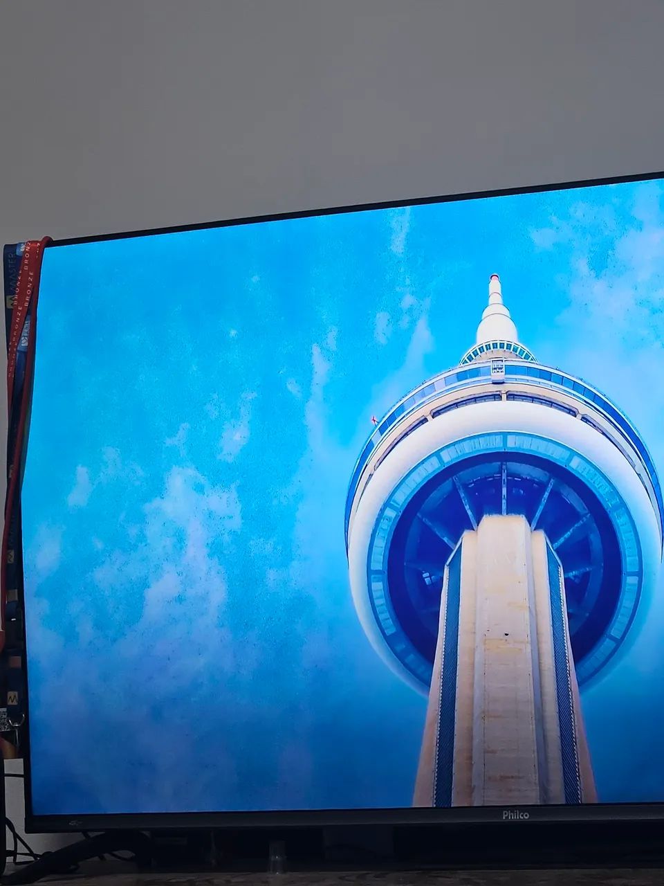 Smart TV Philco 49 polegadas 4K DLED com Roku - Foto 2