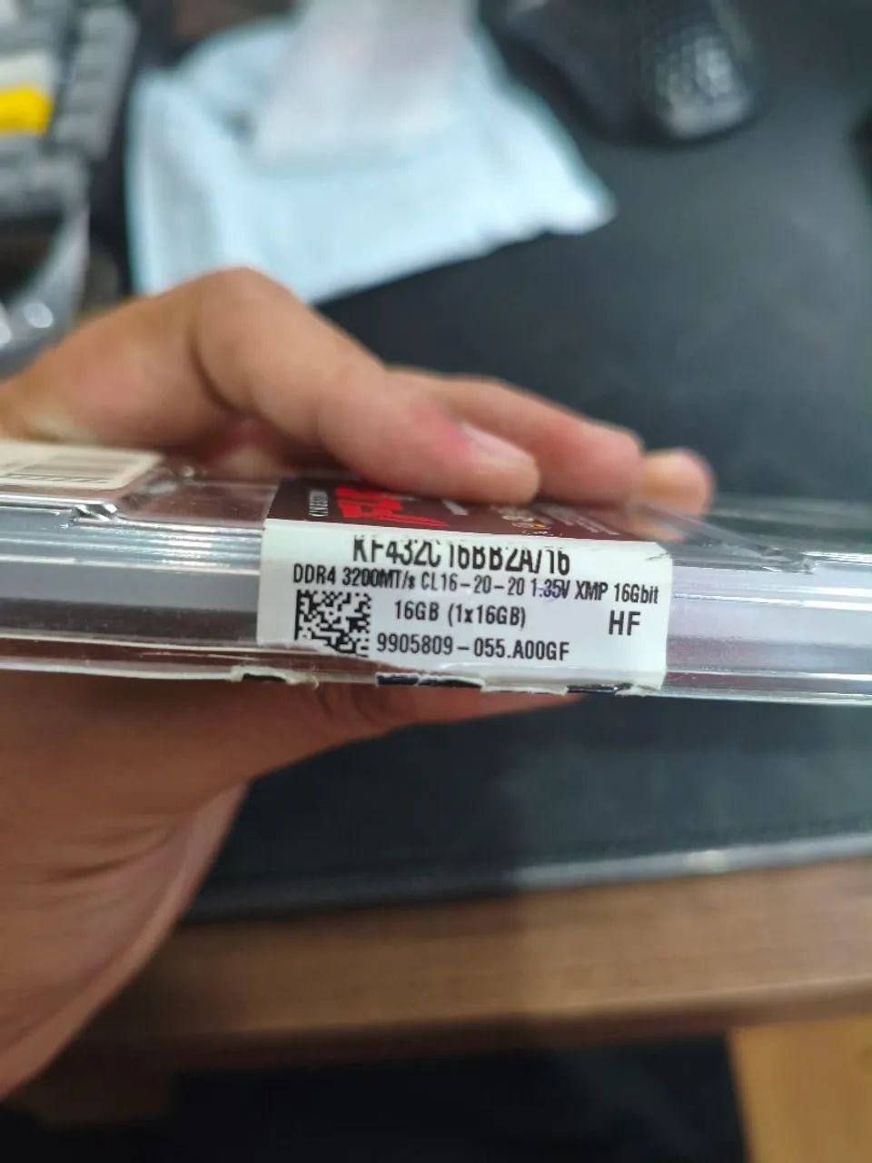 Memória RAM Kingston Fury 16gb ddr4 rgb 3200mhz - Foto 3
