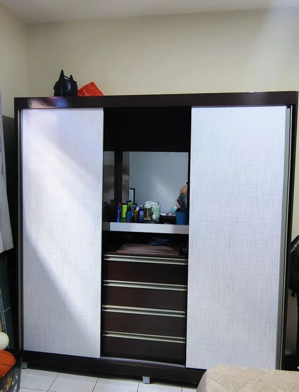 Guarda roupa casal