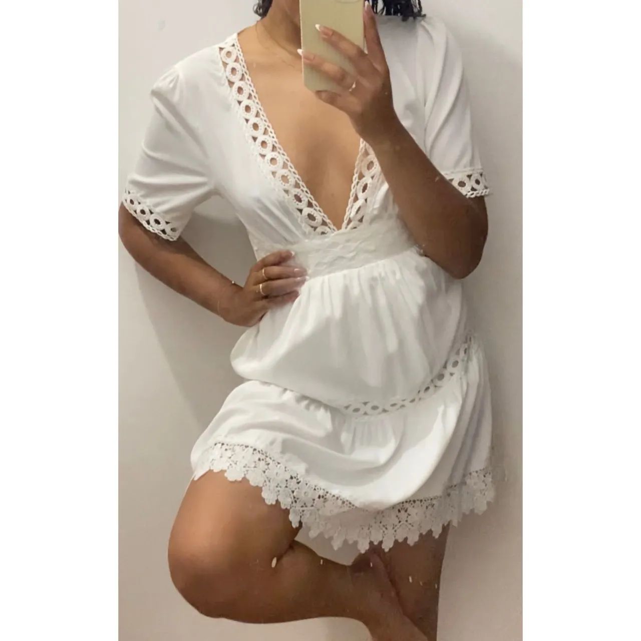 Vestido branco rendado com decote em V - blanche tamanho G 
