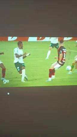 Projetor BenQ MP515 com 81 horas de uso, entrada VGA, sem defeitos ou avaria  - Foto 5