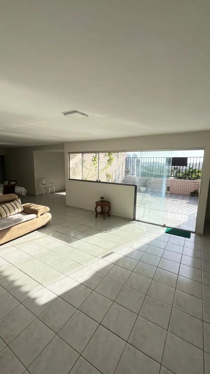 VENDO COBERTURA LINEAR COM 4 QUARTOS NOS BANCÁRIOS - Foto 4