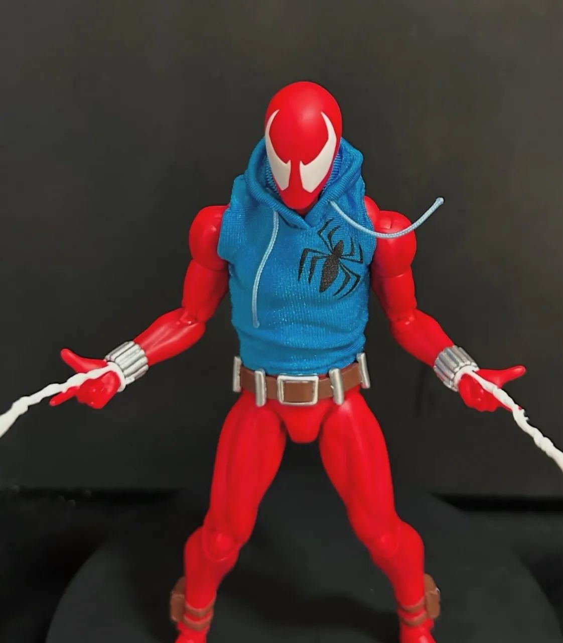 Scarlet Spider Mafex Original - Sem detalhes - Foto 2