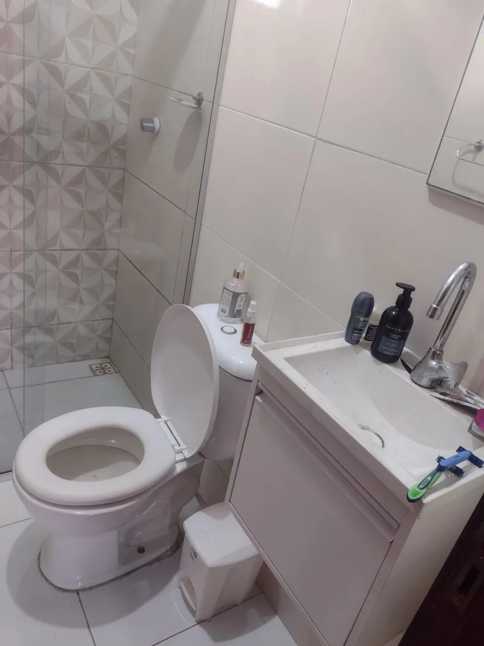 Kitnet espaçoso próx atacado favorito (2 quartos) - Foto 3