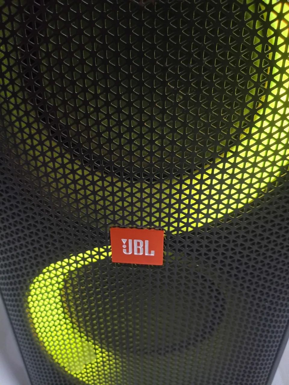 Vendo caixa de som partybox 100 JBL  - Foto 4