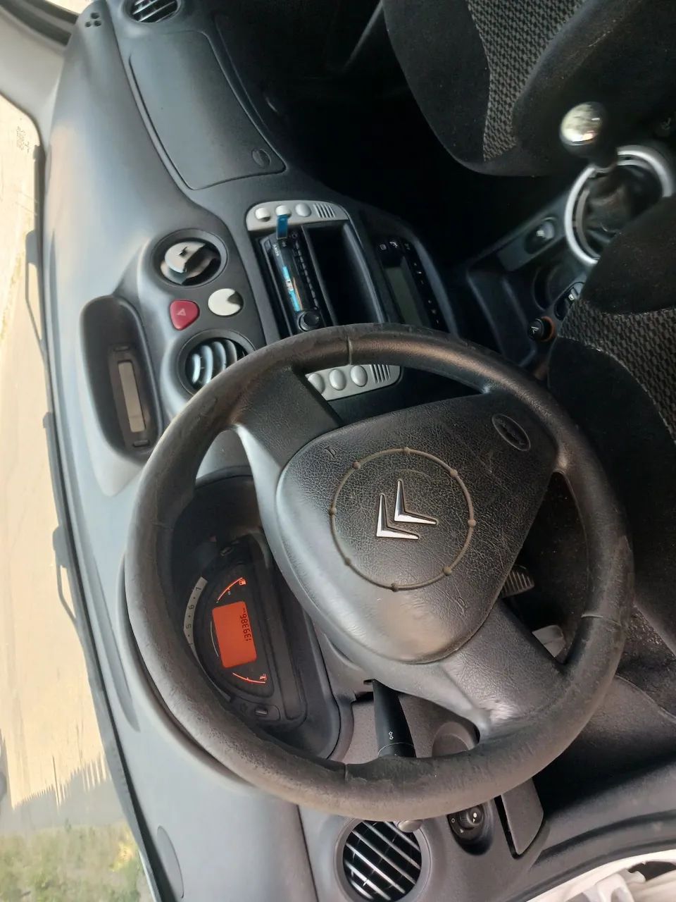 Citroën C3 C3 Exclusive 1.4 Flex 8V 5p 2012