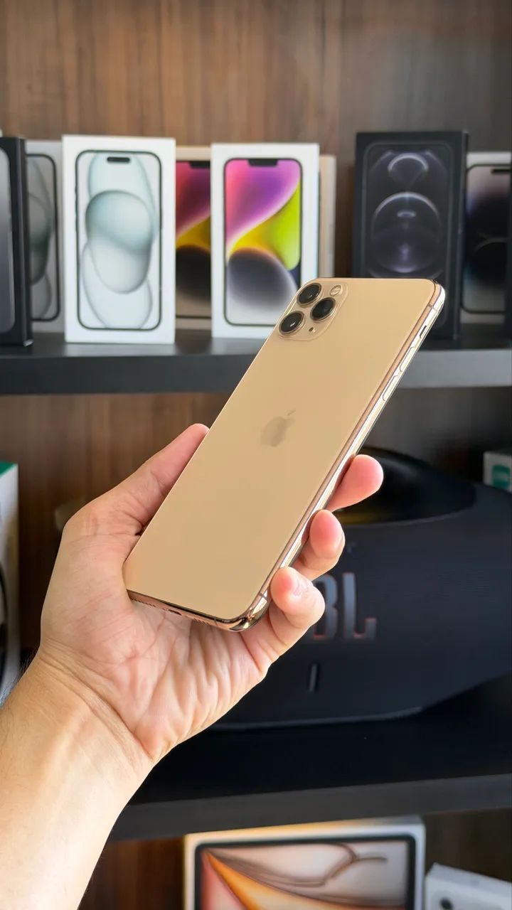 iPhone 11 Pro Max 64gb Dourado - Foto 3