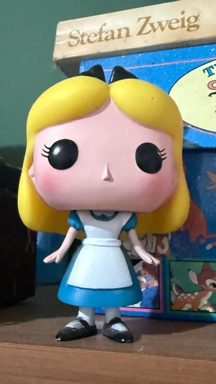 Funko pop Alice no país das maravilhas 