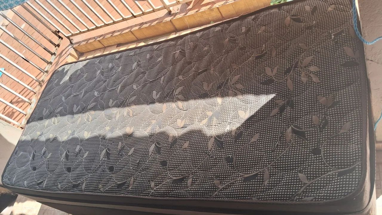 Cama de solteiro com baú  - Foto 4