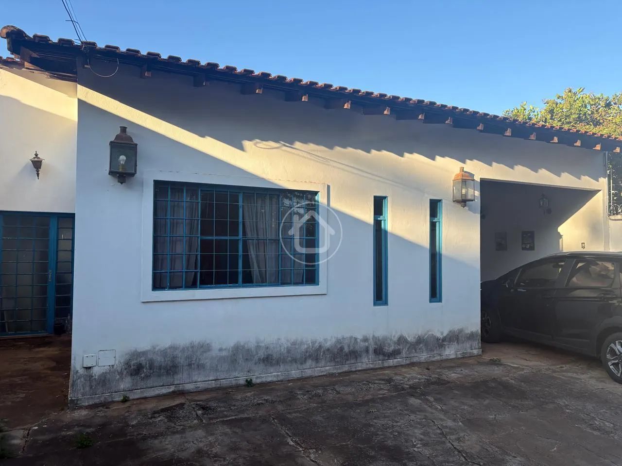 CASA COM 3 SUÍTES E SOBRA DE TERRENO NA VILA ALBA - Foto 3