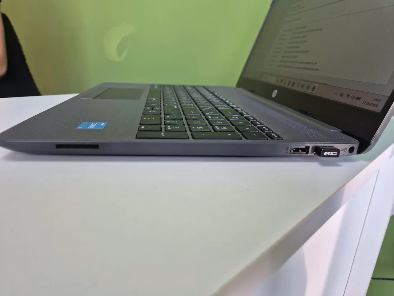 Notebook HP i3 - Foto 2
