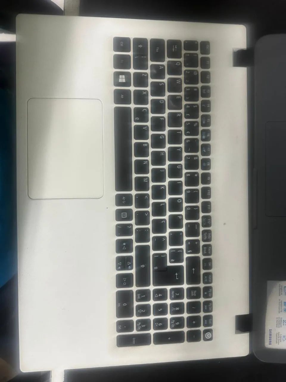 BASE SUPERIOR PARA NOTEBOOK ACER E5-573 SERIES