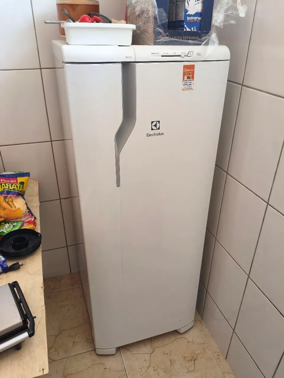 Geladeira Electrolux RE13