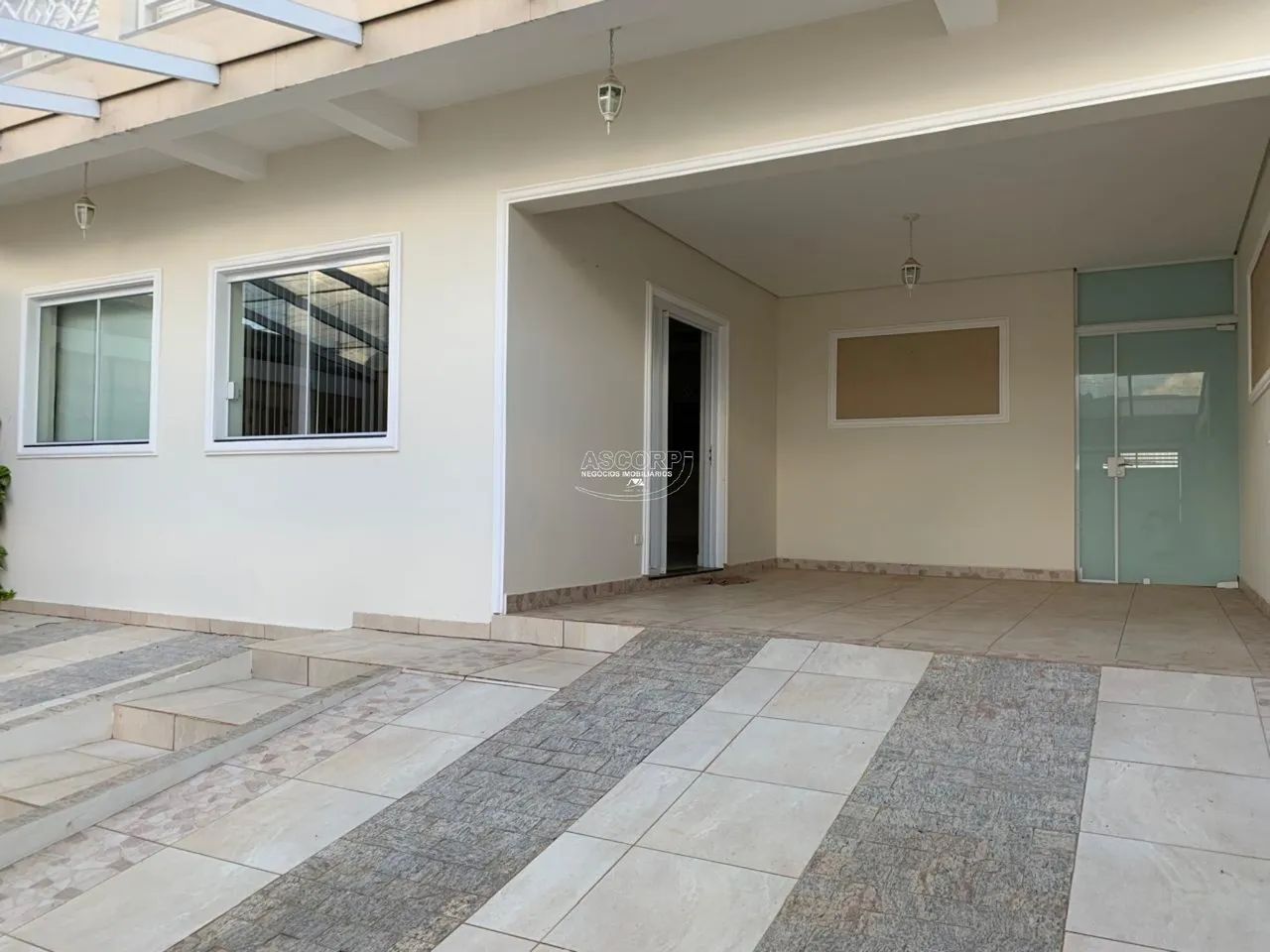 Casa à venda no bairro Centro, São Pedro.