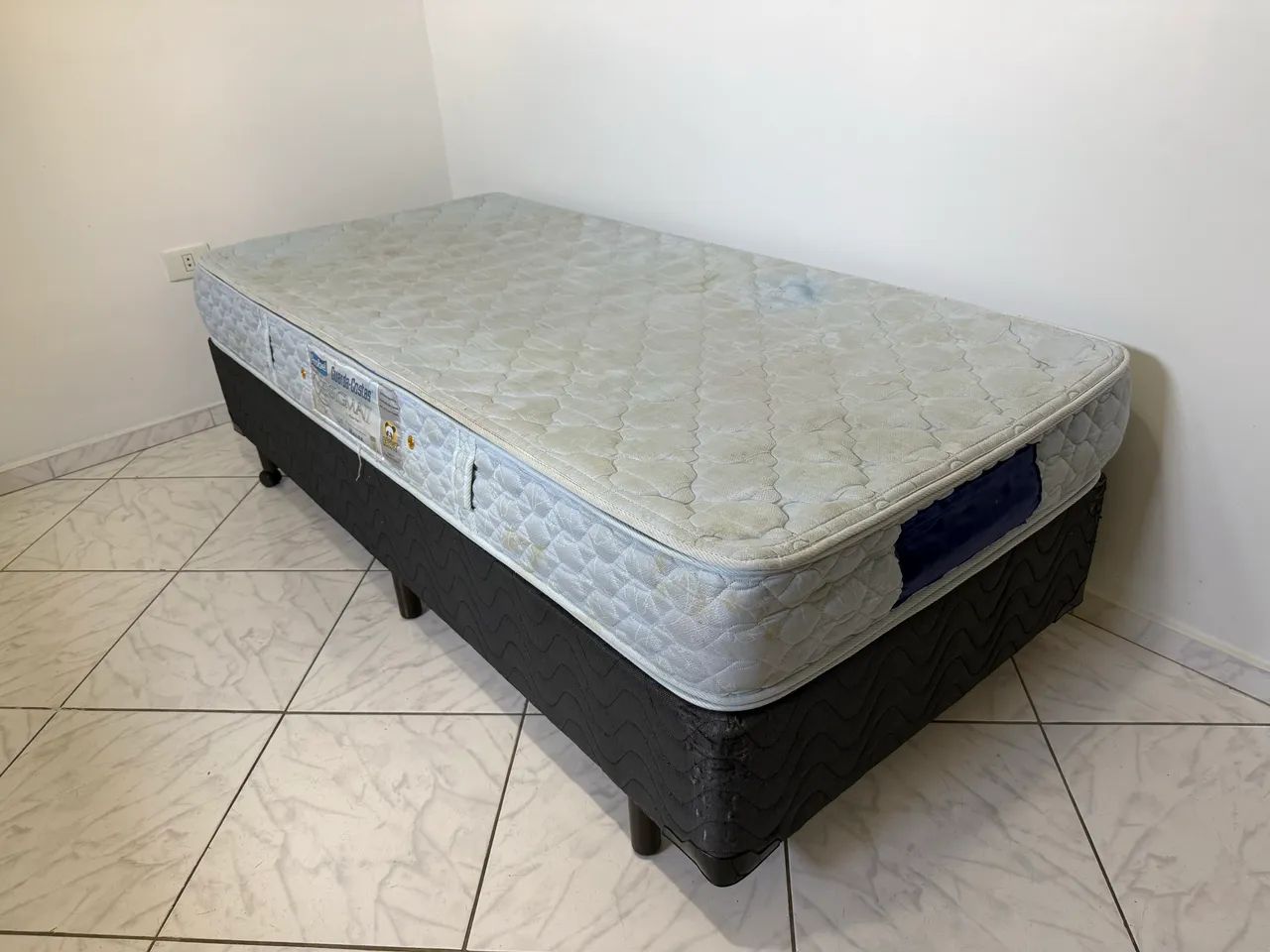 Cama box solteiro com colchão de 240 molas - Foto 2