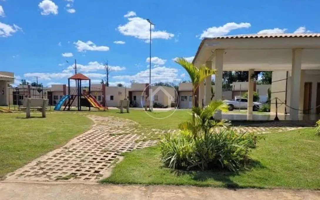 CASA COM 2 QUARTOS E 1 BANHEIRO SOCIAL - Foto 3