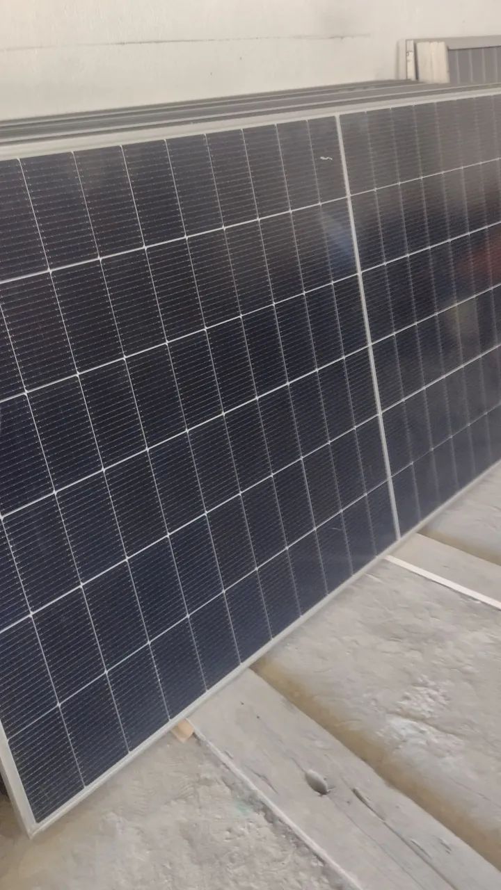 Placa solar  com avarias para sistema solar off grid  e ongrid funcionando perfeitamente  - Foto 2
