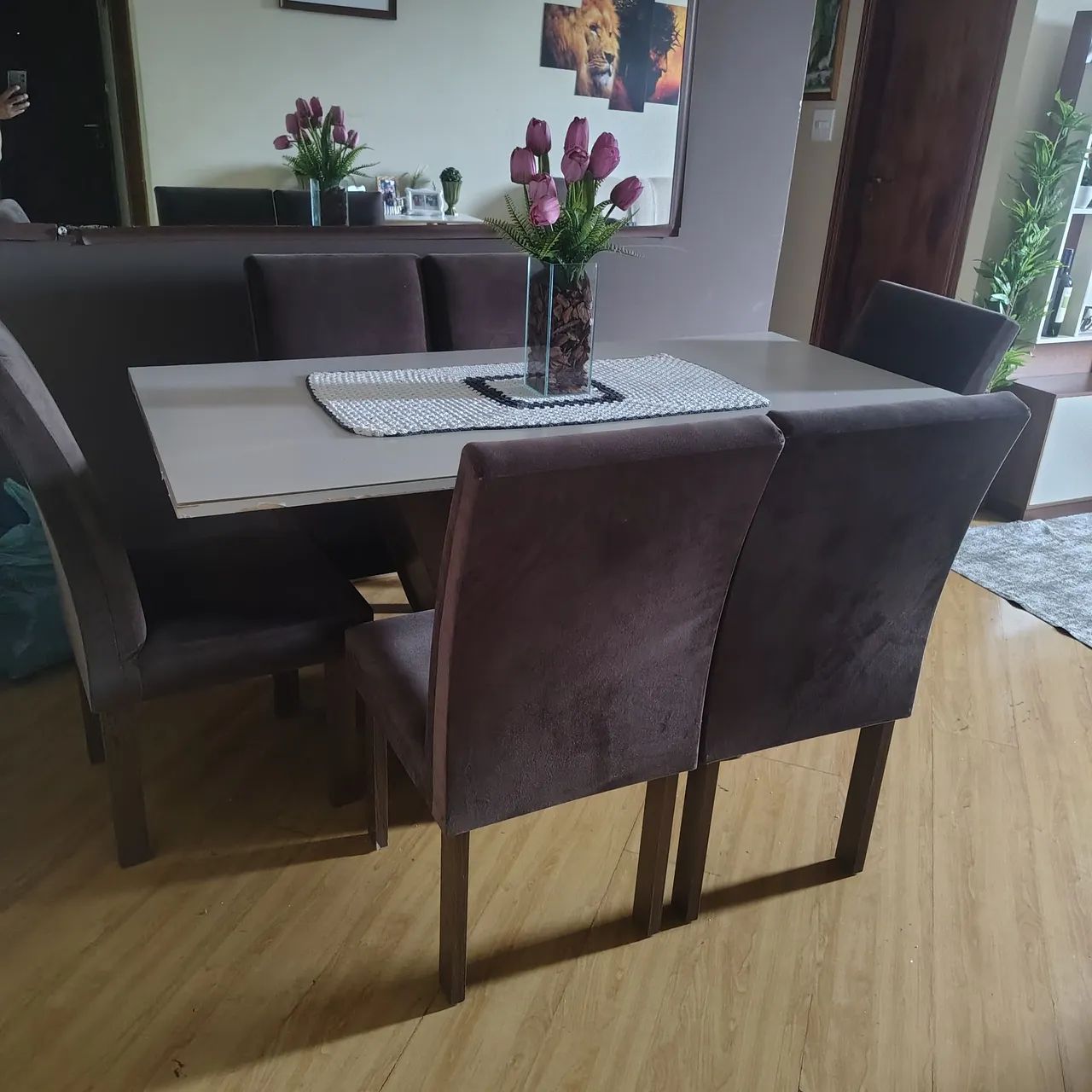 Vendo mesa seis cadeiras semi nova - Foto 2