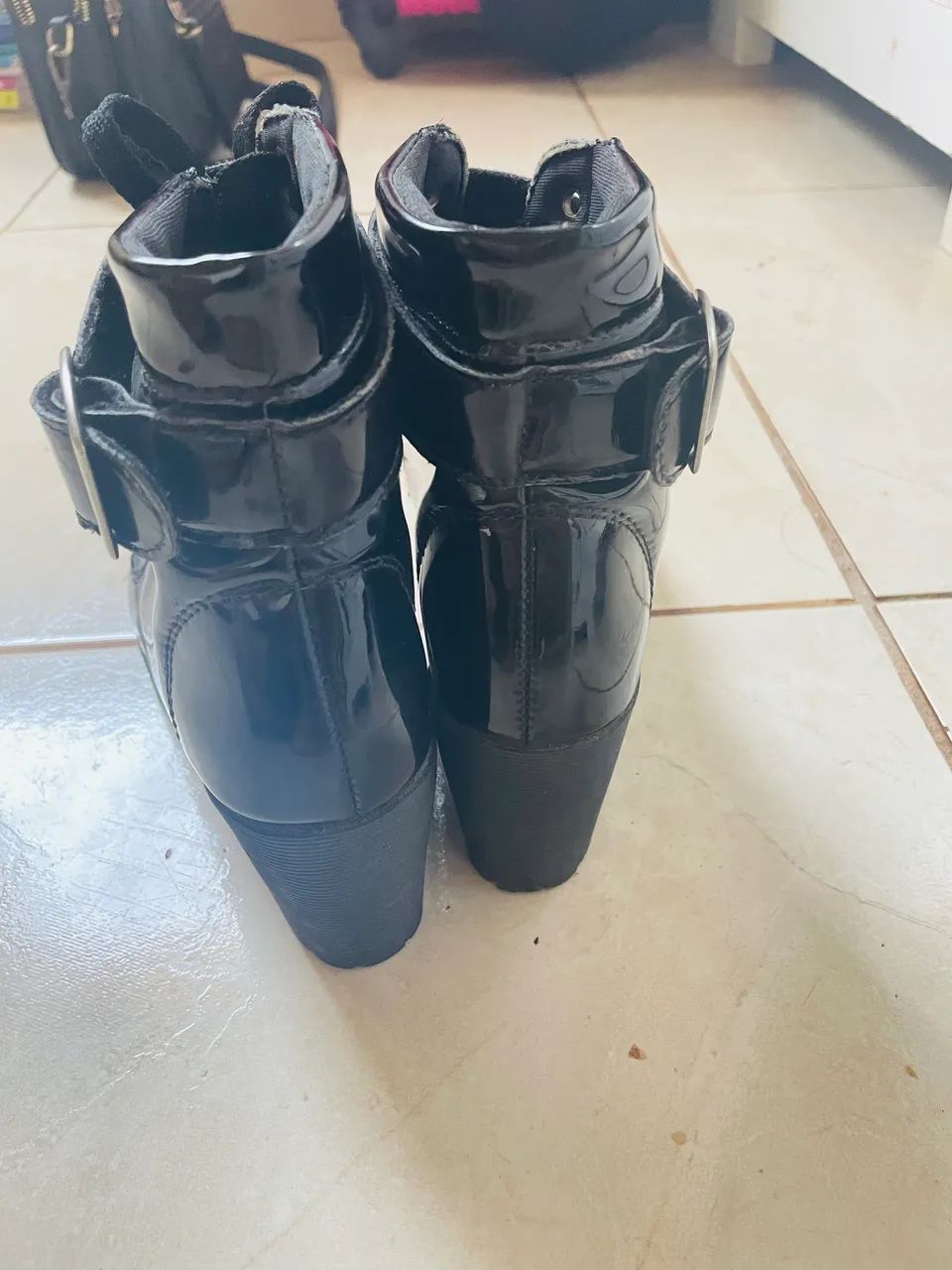 Vendo bota coturno - Foto 4