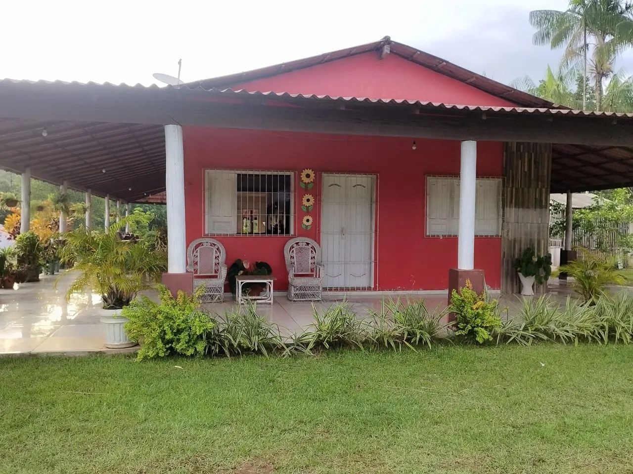 Vende-se Chácara com igarapé em Castanhal.