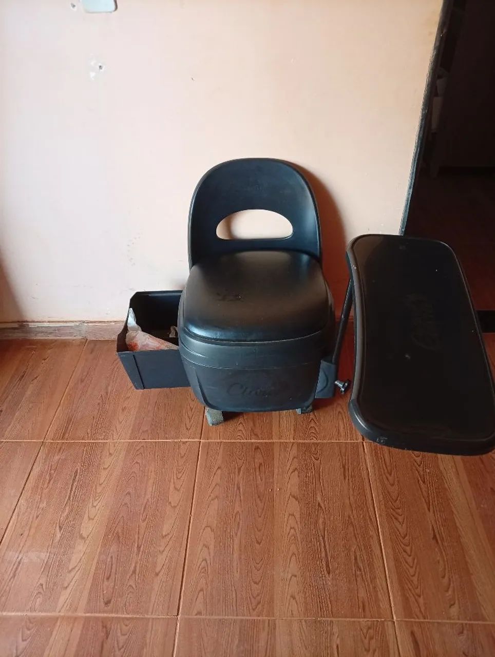 Cadeira de manicure nova