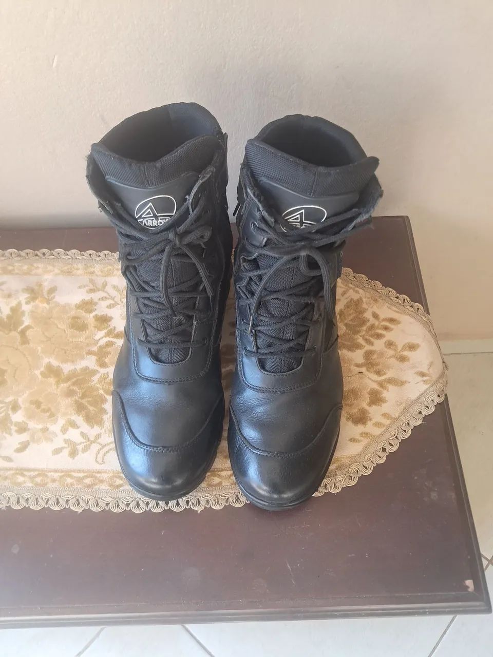 Coturno bota Arroyo tamanho 46