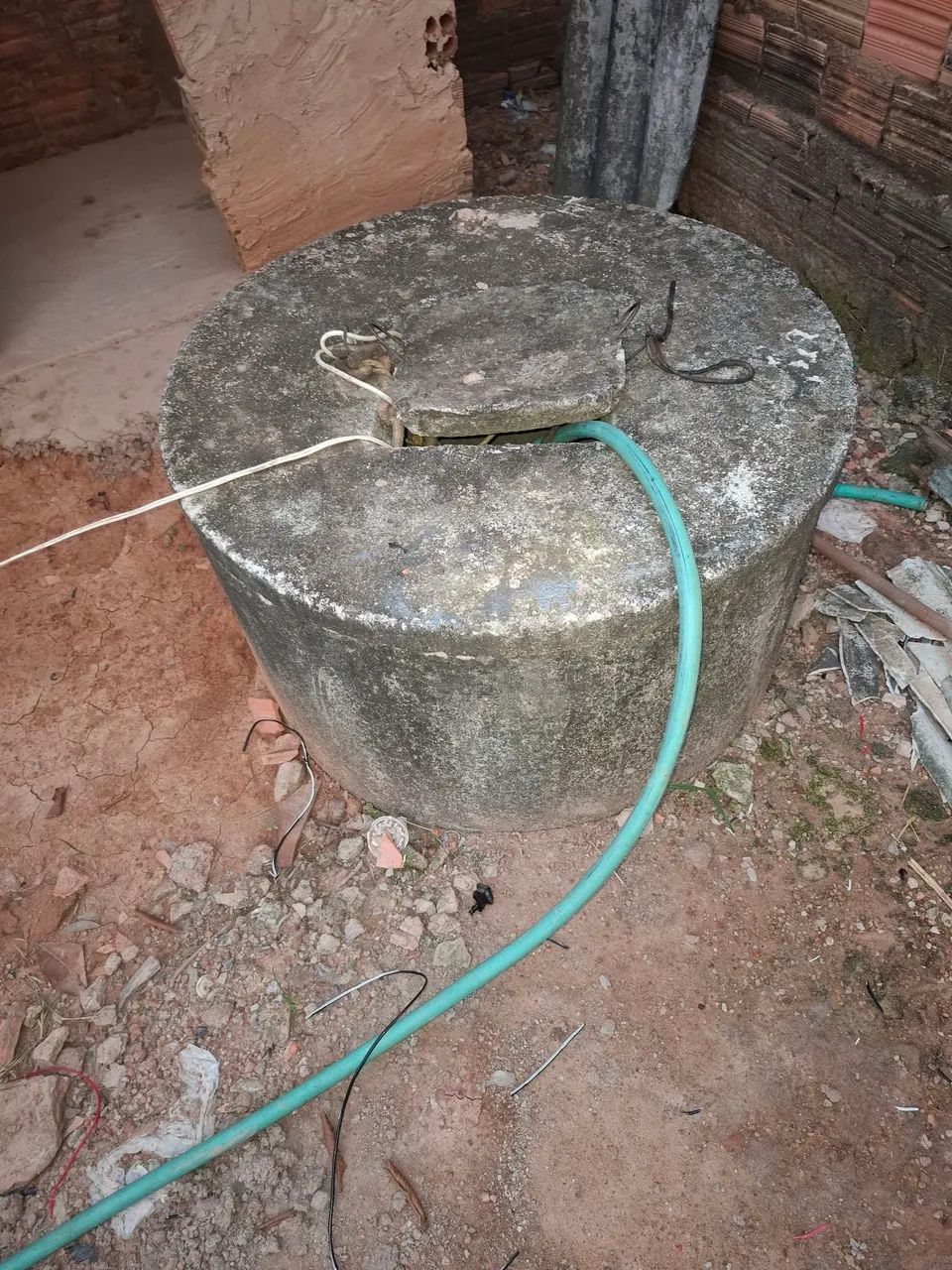 Cavase a pôça e a limpa.