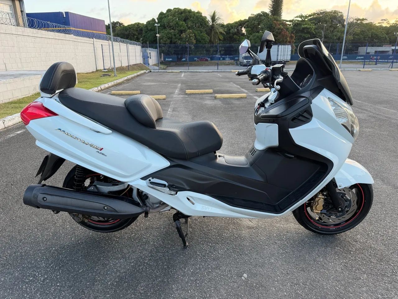 Scooter Maxsym 400i (impecável) - Foto 3
