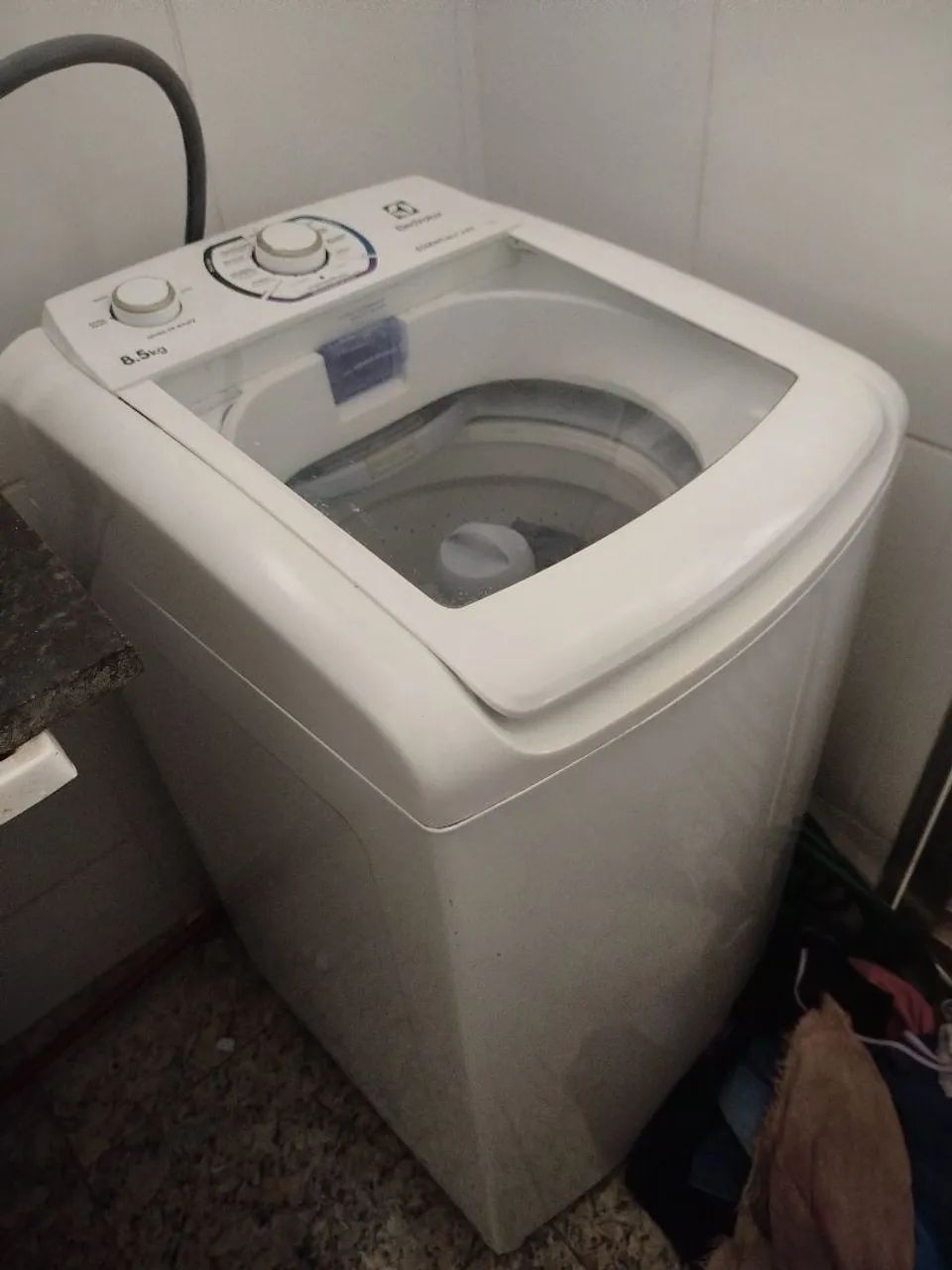 Máquina de lavar funcionando perfeitamente 
