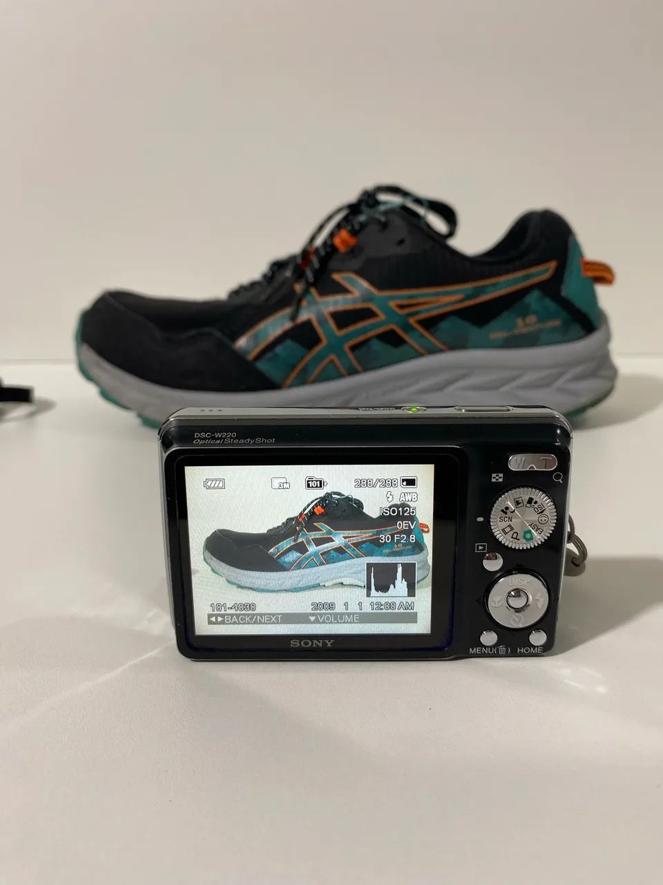 Câmera Sony Cybershot 12.1 mp - Foto 4