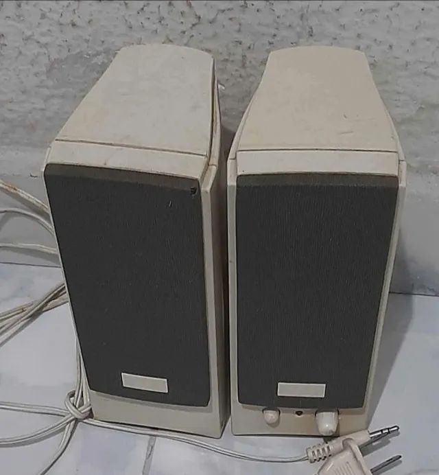 Caixa de som de computador 