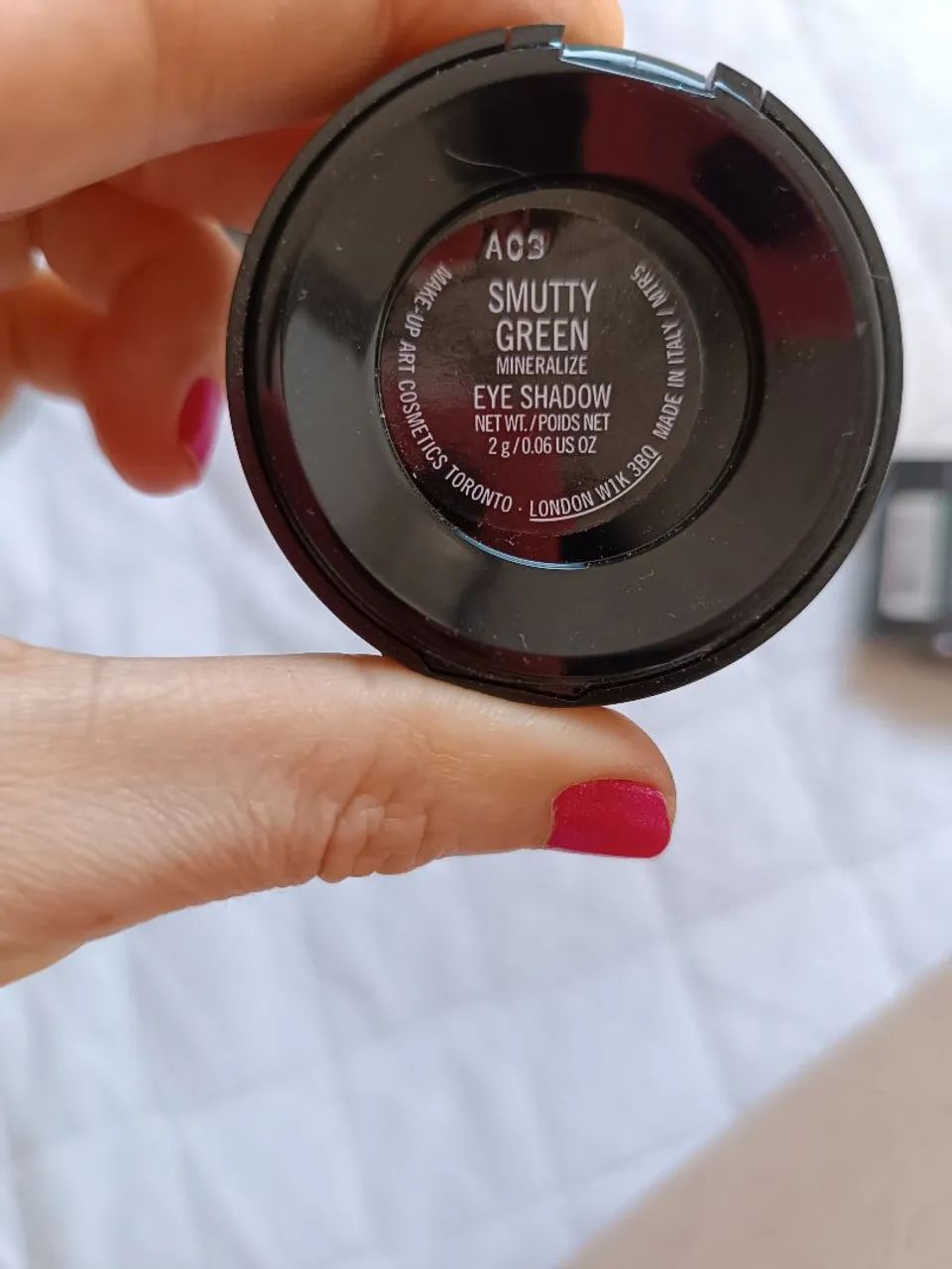 Smutty Green Mac Mineralize Eye Shadow - Foto 4