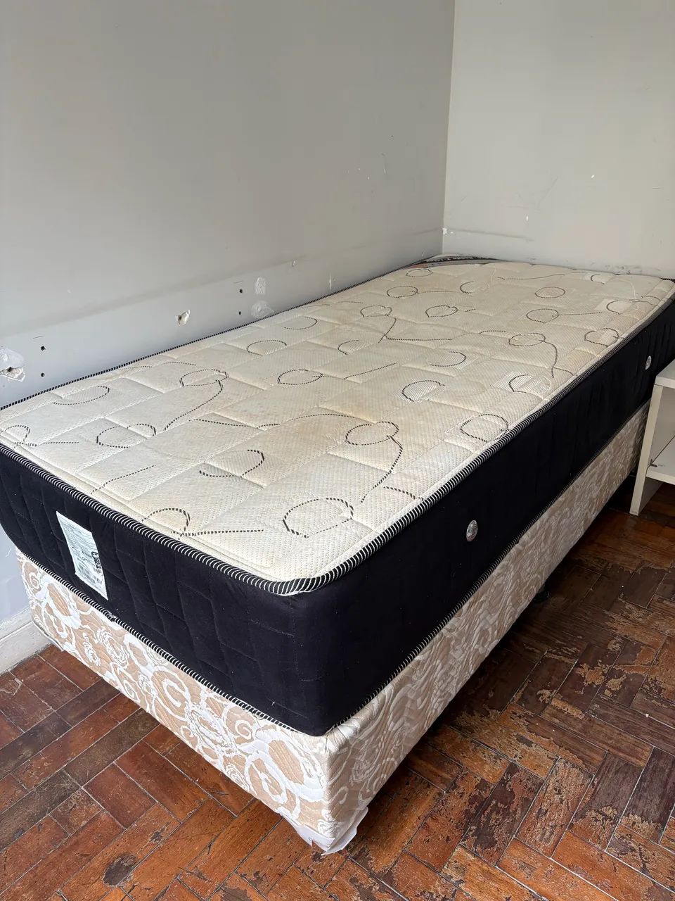 Cama de Solteiro 