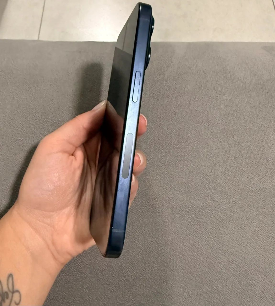 iPhone 15 PRo - Foto 2