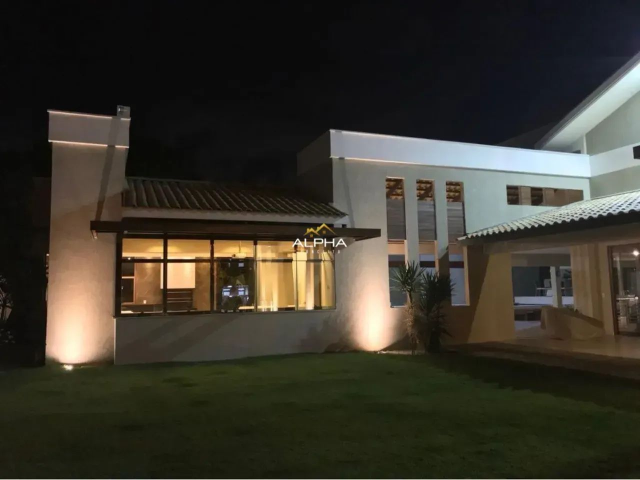 Mansão de Luxo a Venda no Alphaville Fortaleza