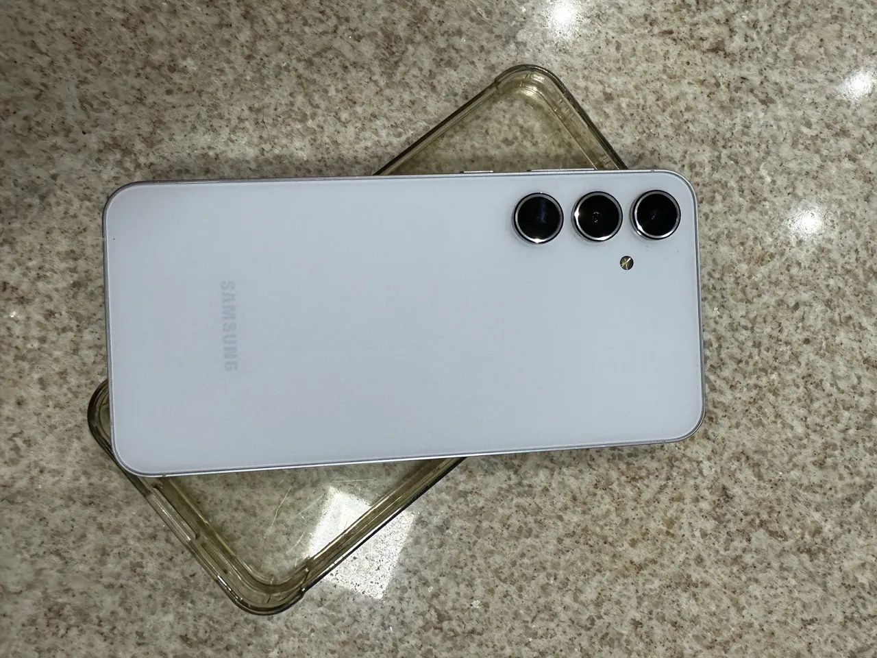 Samsung A55  memória de 256g - Foto 3