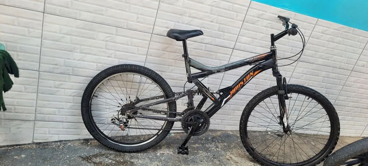 Bicicleta Aro 24 com mola de Amortecedor  - Foto 2