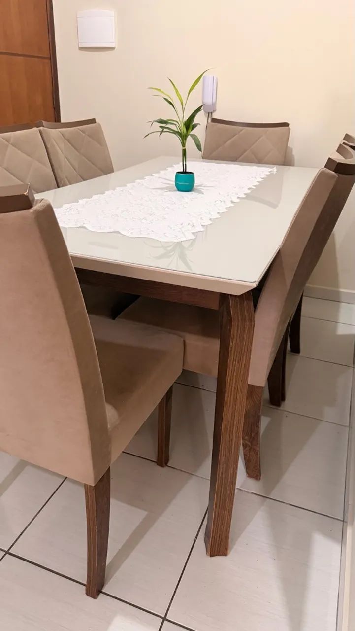 Mesa de jantar 6 lugares 