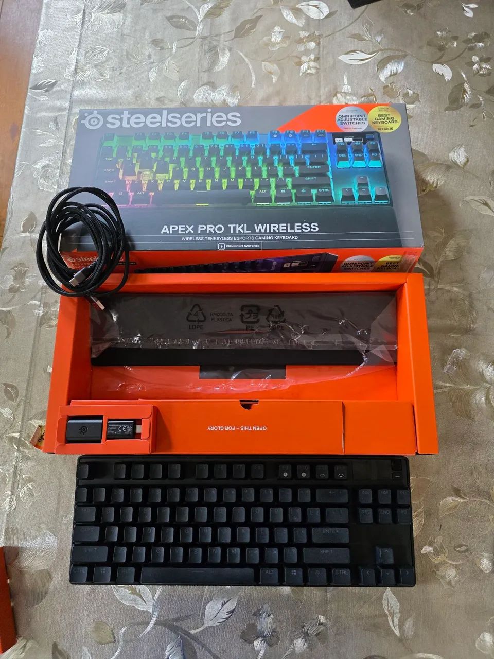 Teclado Steelseries Apex Pro TKL Wireless