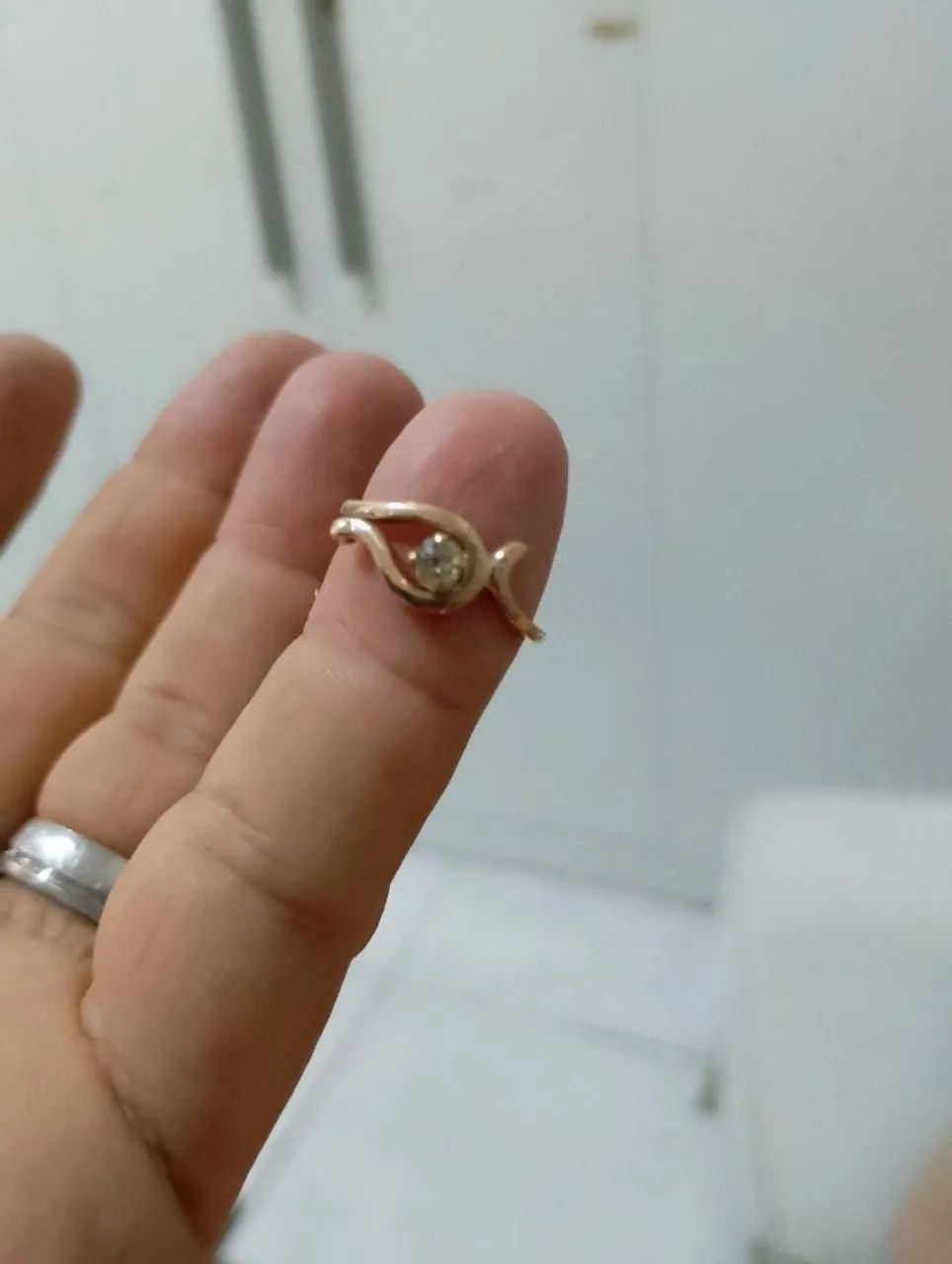 Anel em ouro com diamante  - Foto 2