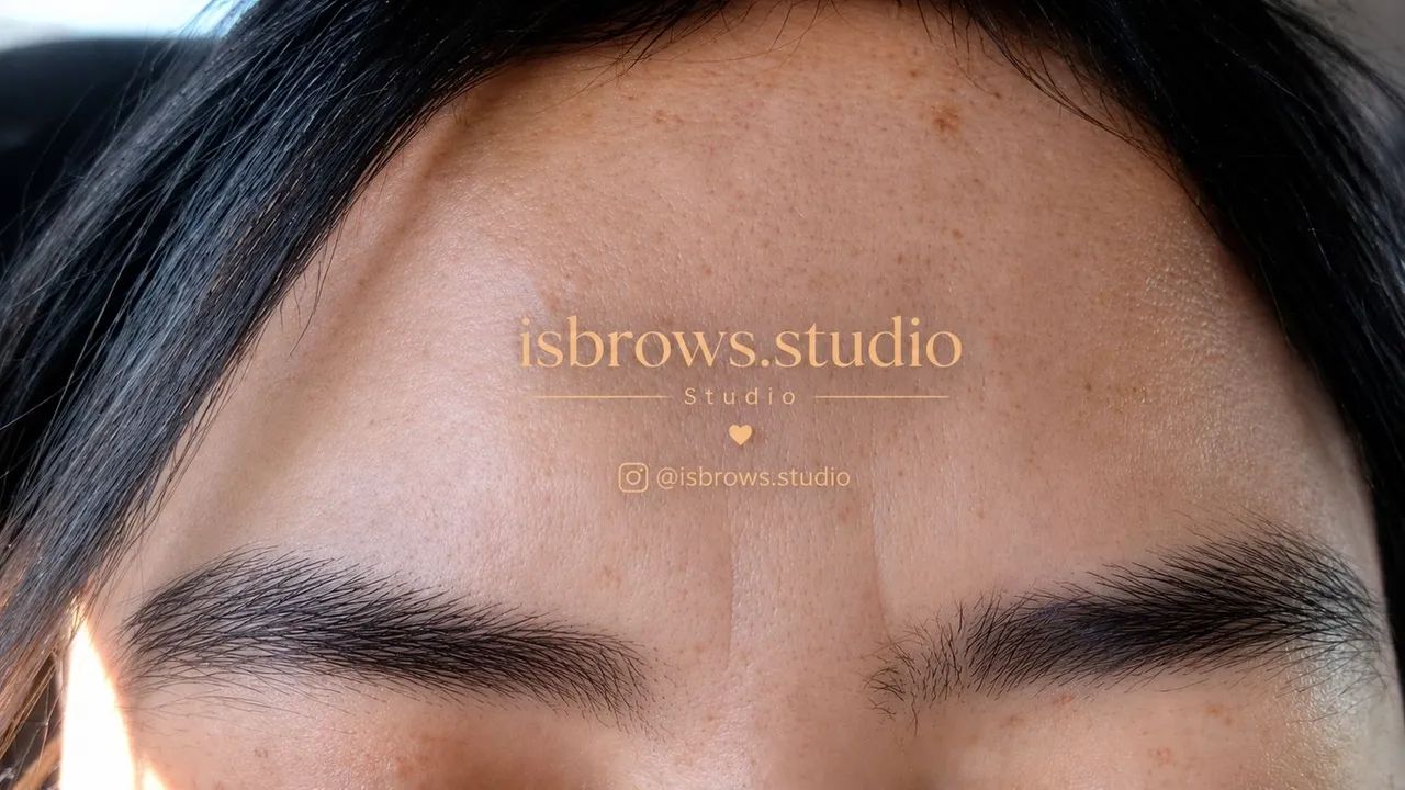     Design de Sobrancelhas Feminino | IS Brows Studio  - Foto 5