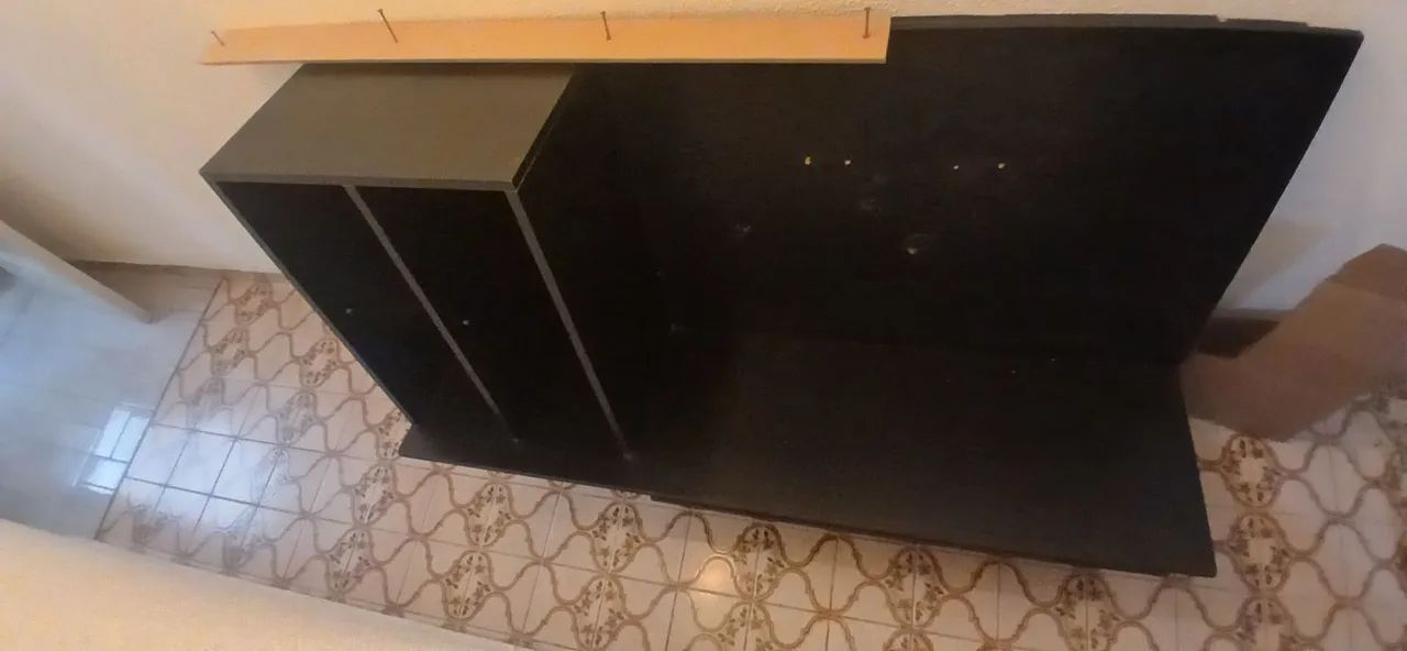 Rack suspenso + puff
