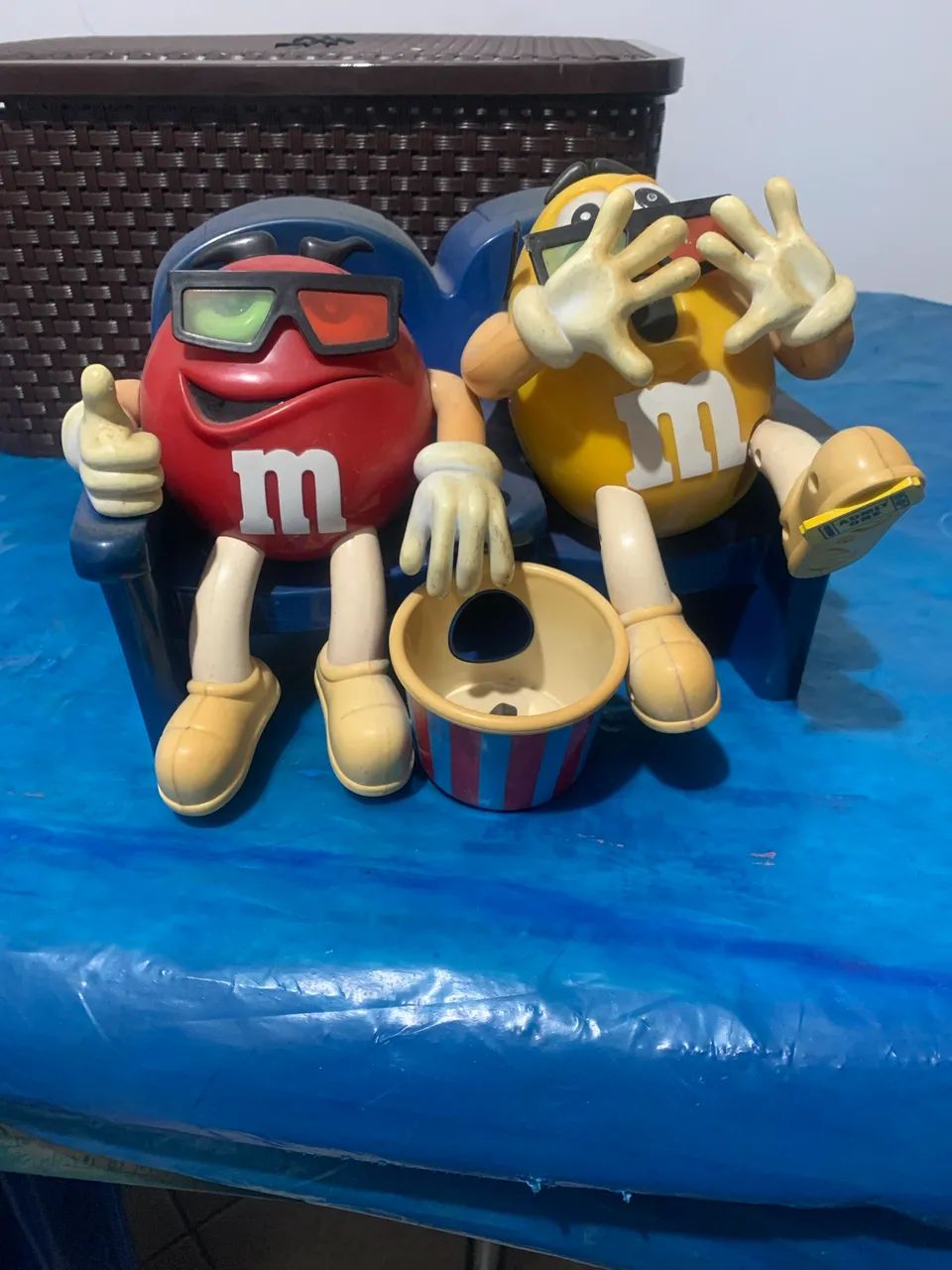 Mm?s sofá e pipoca 