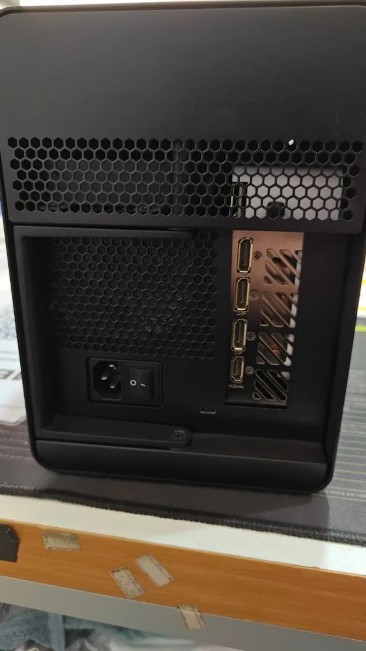 Razer Core X Egpu Externa Thunderbolt 3 Usb C p/notebook e pc SEM placa de video - Foto 5